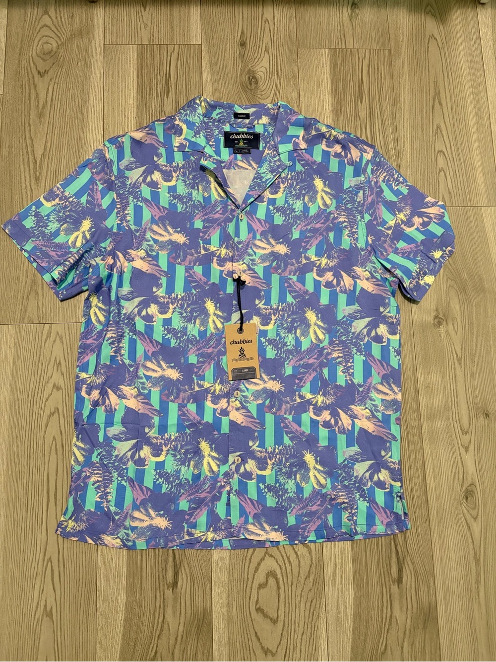 Chubbies Men’s Button Down Shirt Size Large NWT